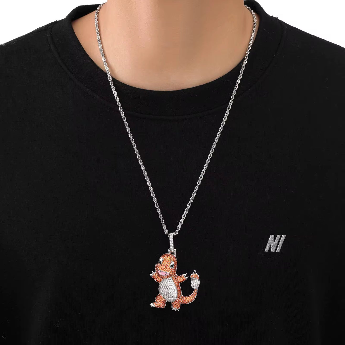 ICED GLUMANDA PENDANT