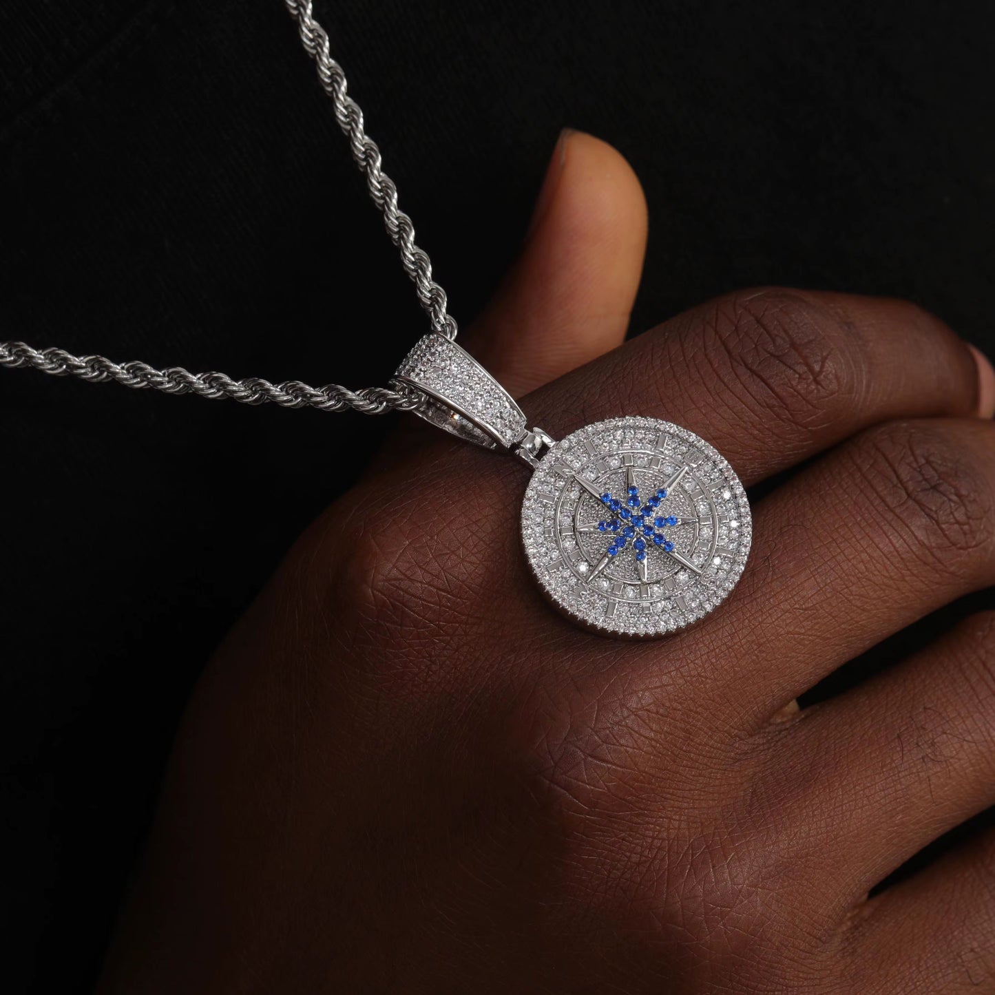 ICED COMPASS PENDANT - WHITE GOLD