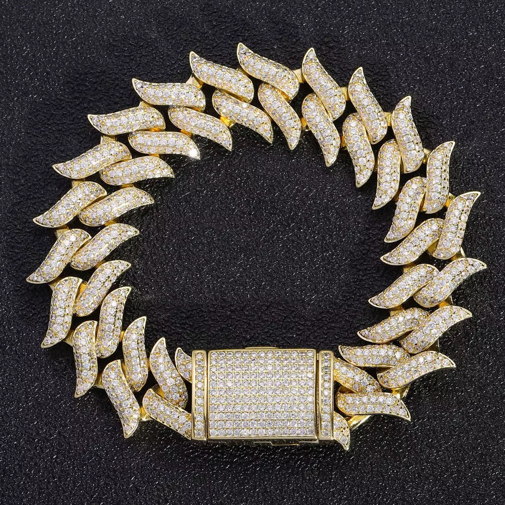 18MM ICED SPIKED CUBAN BRACELET - GOLD