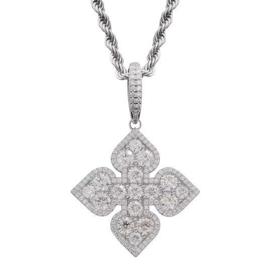 MOISSANITE WHITE CLOVER PENDANT - 925 SILVER - VVS 1